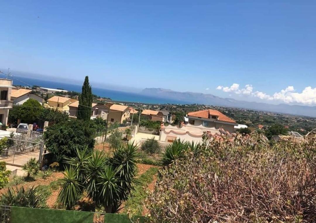 Appartamento In Villa Splendente カステッランマーレ・デル・ゴルフォ エクステリア 写真