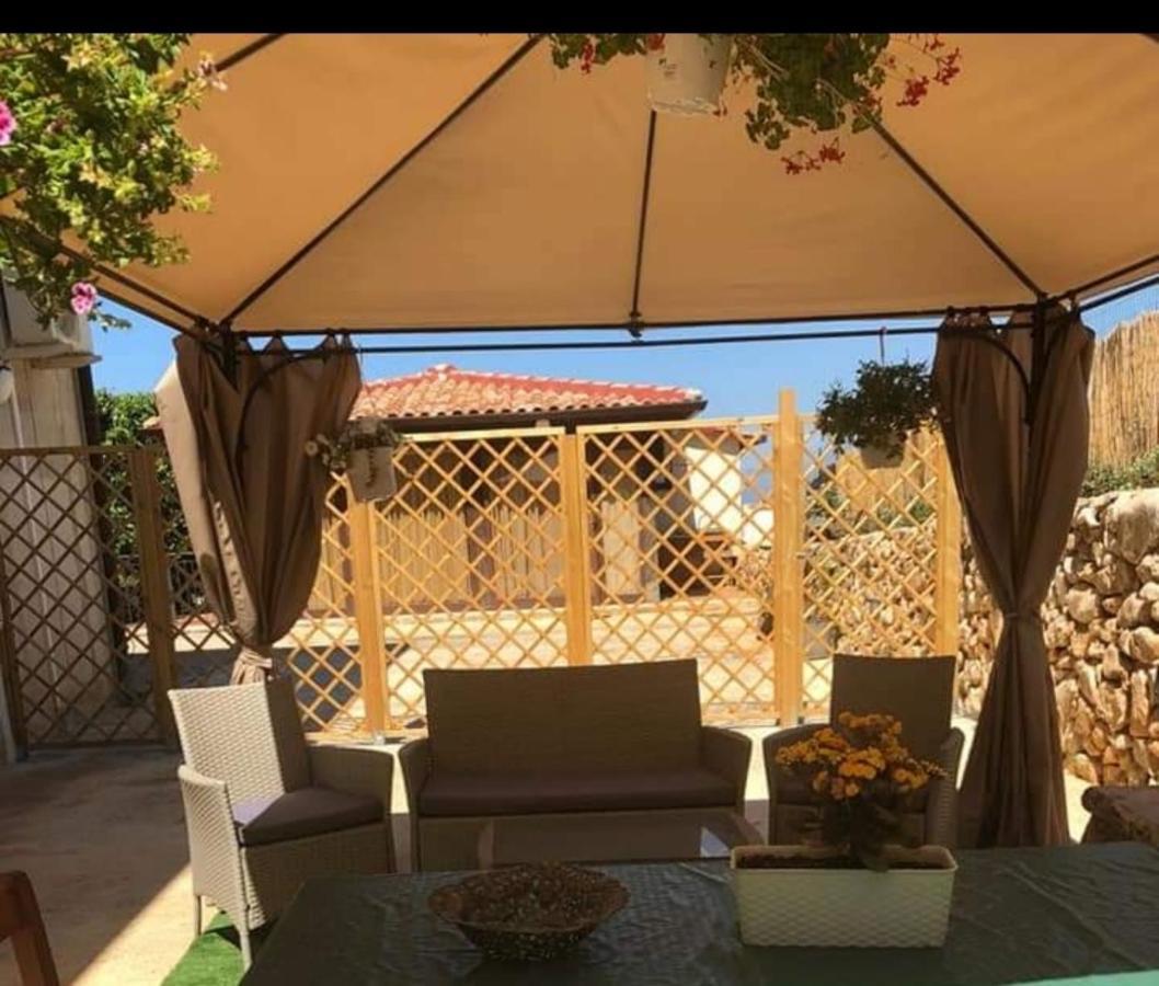 Appartamento In Villa Splendente カステッランマーレ・デル・ゴルフォ エクステリア 写真